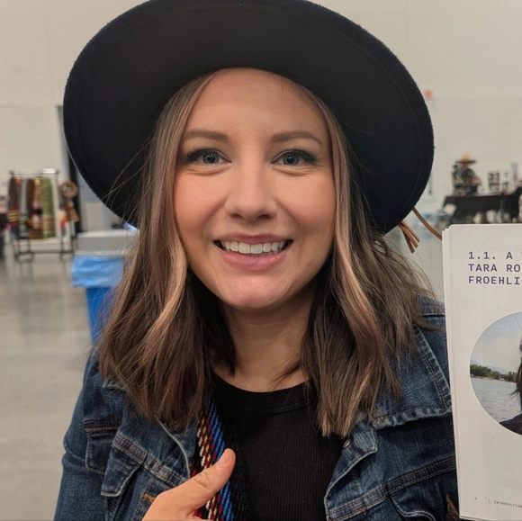 Meet your Posher, Tara - Picture 1 of 1